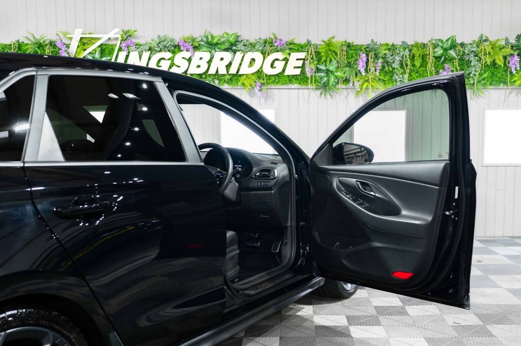 Used Hyundai i30 2022 for sale - 76509889: Photo 8