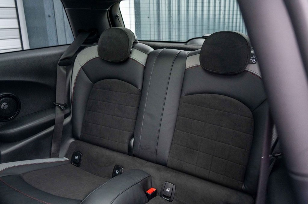 Used MINI Hatch 2024 for sale - 76962104: Photo 30