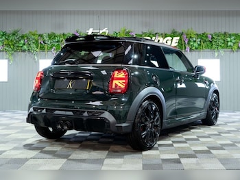 Used MINI Hatch 2024 for sale - 76962104: Photo