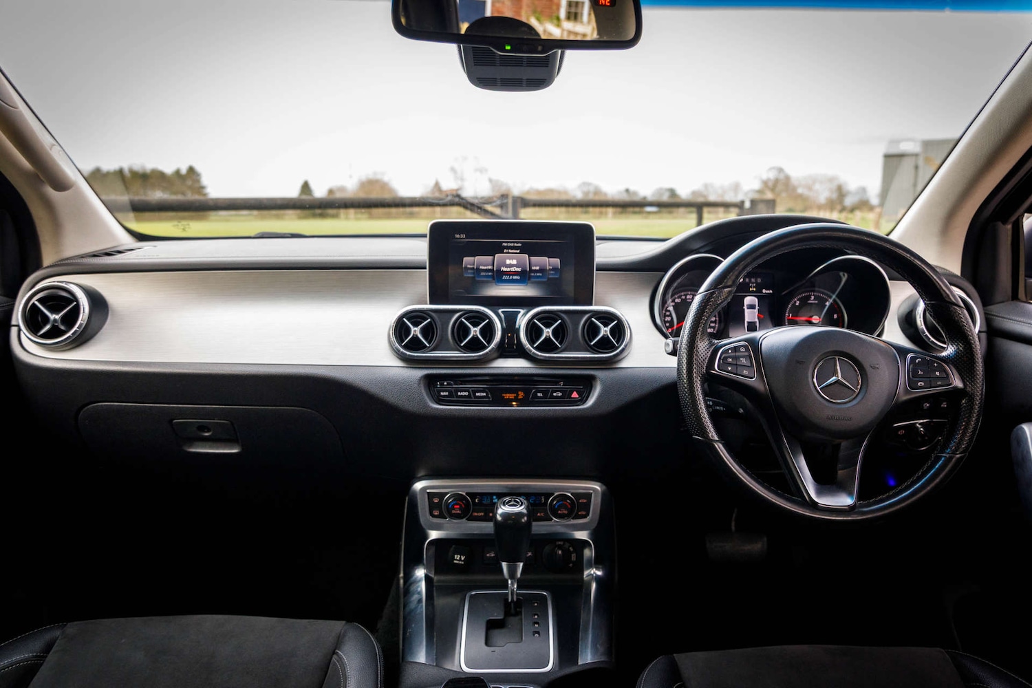 Used Mercedes-Benz X Class 2018 for sale - 78078336: Photo 2