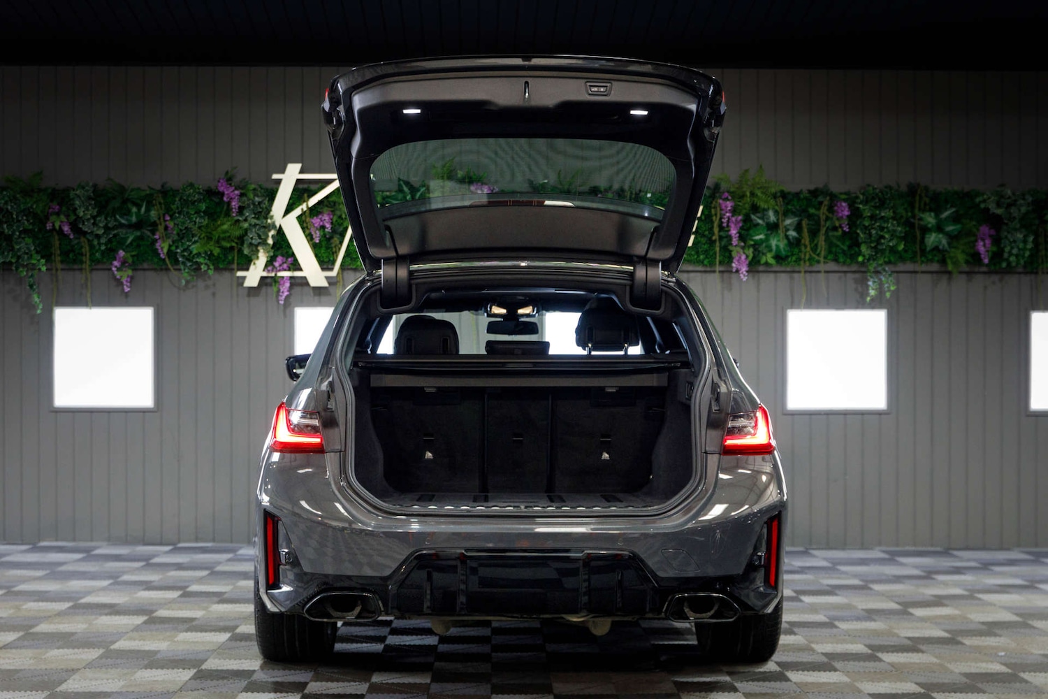 Used BMW 3 Series 2024 for sale - 78201052: Photo 30