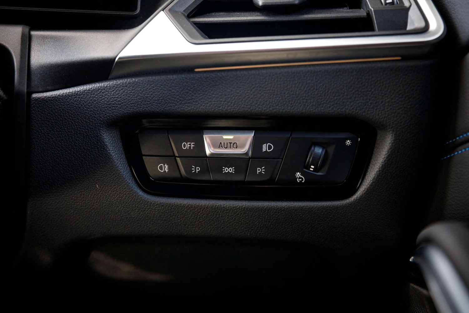 Used BMW 3 Series 2024 for sale - 78201052: Photo 39