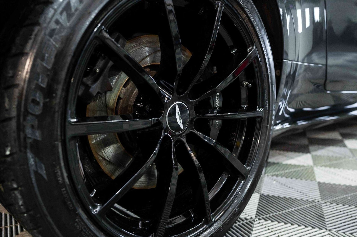 Used Aston Martin DB11 2022 for sale - 77460281: Photo 38