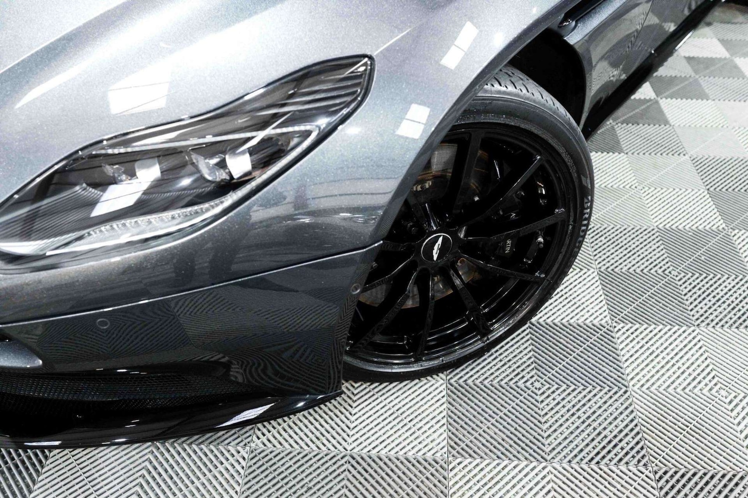 Used Aston Martin DB11 2022 for sale - 77460281: Photo 41