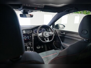 Used Volkswagen Golf 2019 for sale - 75854524: Photo