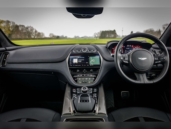 Used Aston Martin DBX 2023 for sale - 78643511: Photo