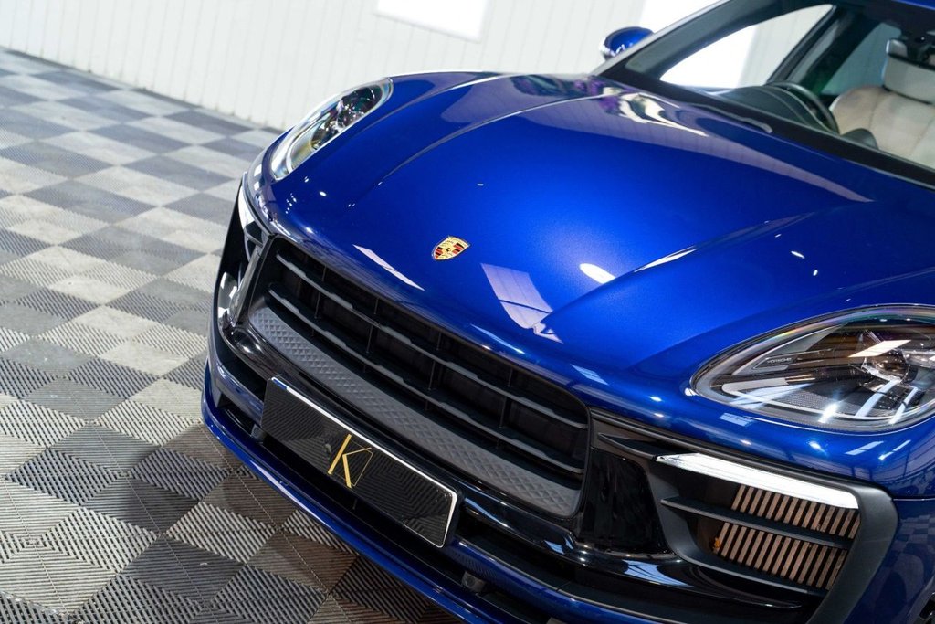 Used Porsche Macan 2022 for sale - 76163092: Photo 11