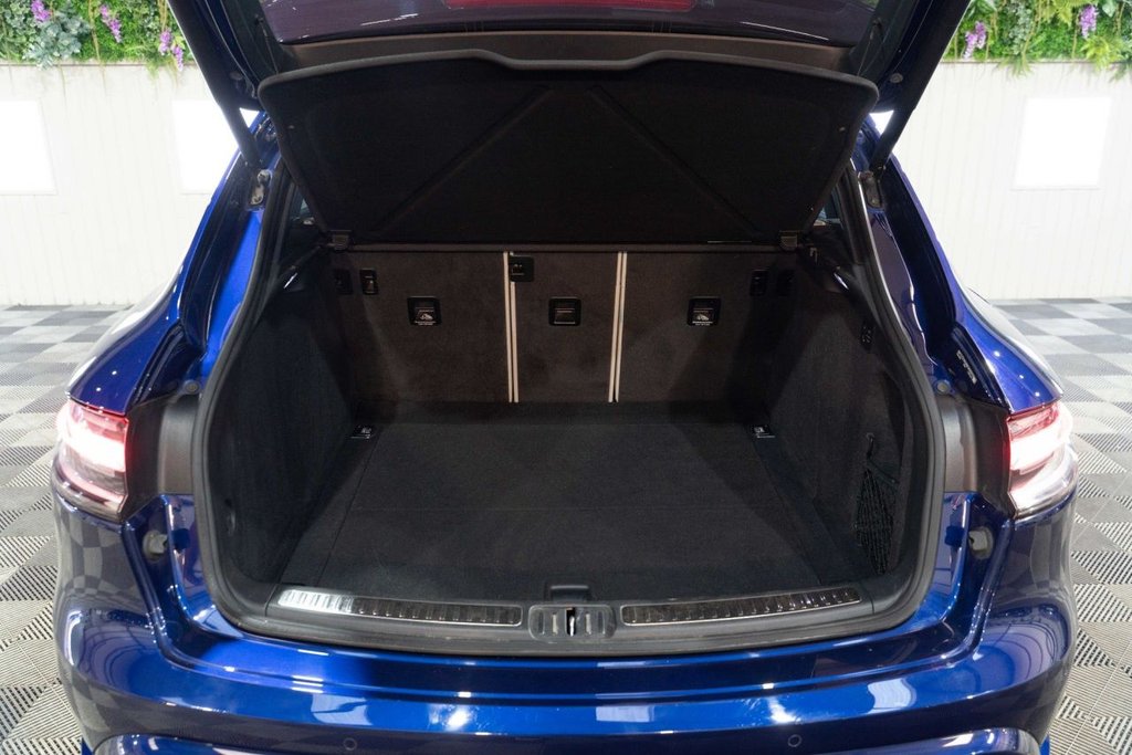 Used Porsche Macan 2022 for sale - 76163092: Photo 30