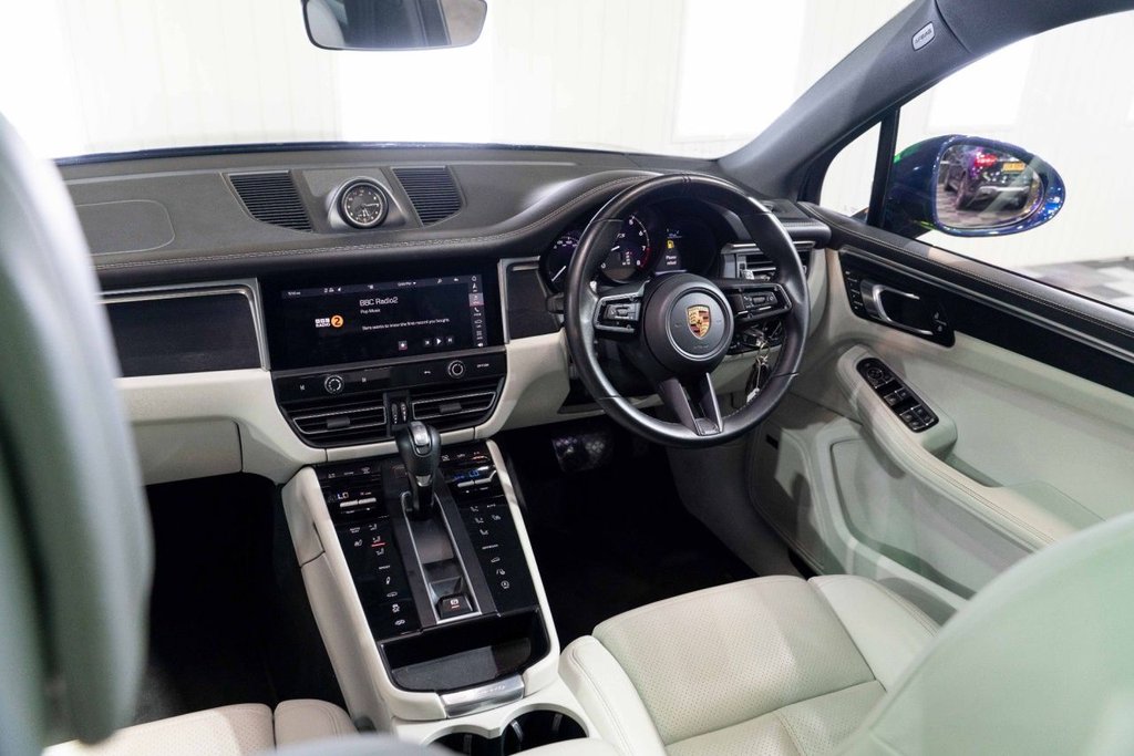 Used Porsche Macan 2022 for sale - 76163092: Photo 4