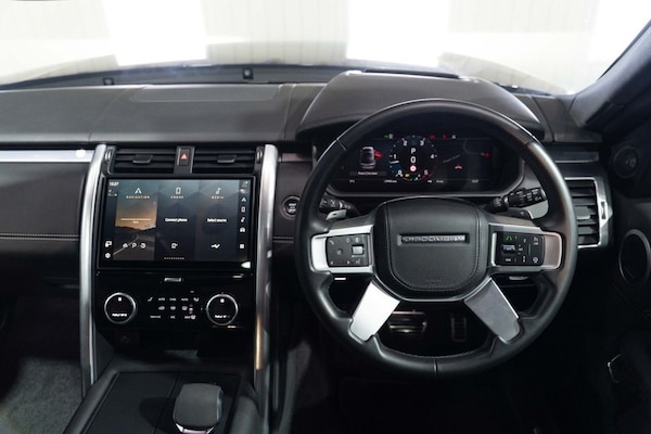 Used Land Rover Discovery 2023 for sale - 76203156: Photo 15