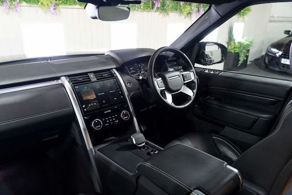 Used Land Rover Discovery 2023 for sale - 76203156: Photo 4