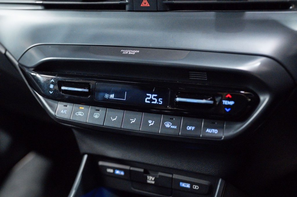 Used Hyundai i20 2023 for sale - 76350646: Photo 43