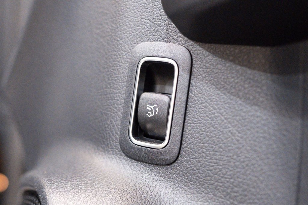 Used Mercedes-Benz GLA 2023 for sale - 76029108: Photo 50