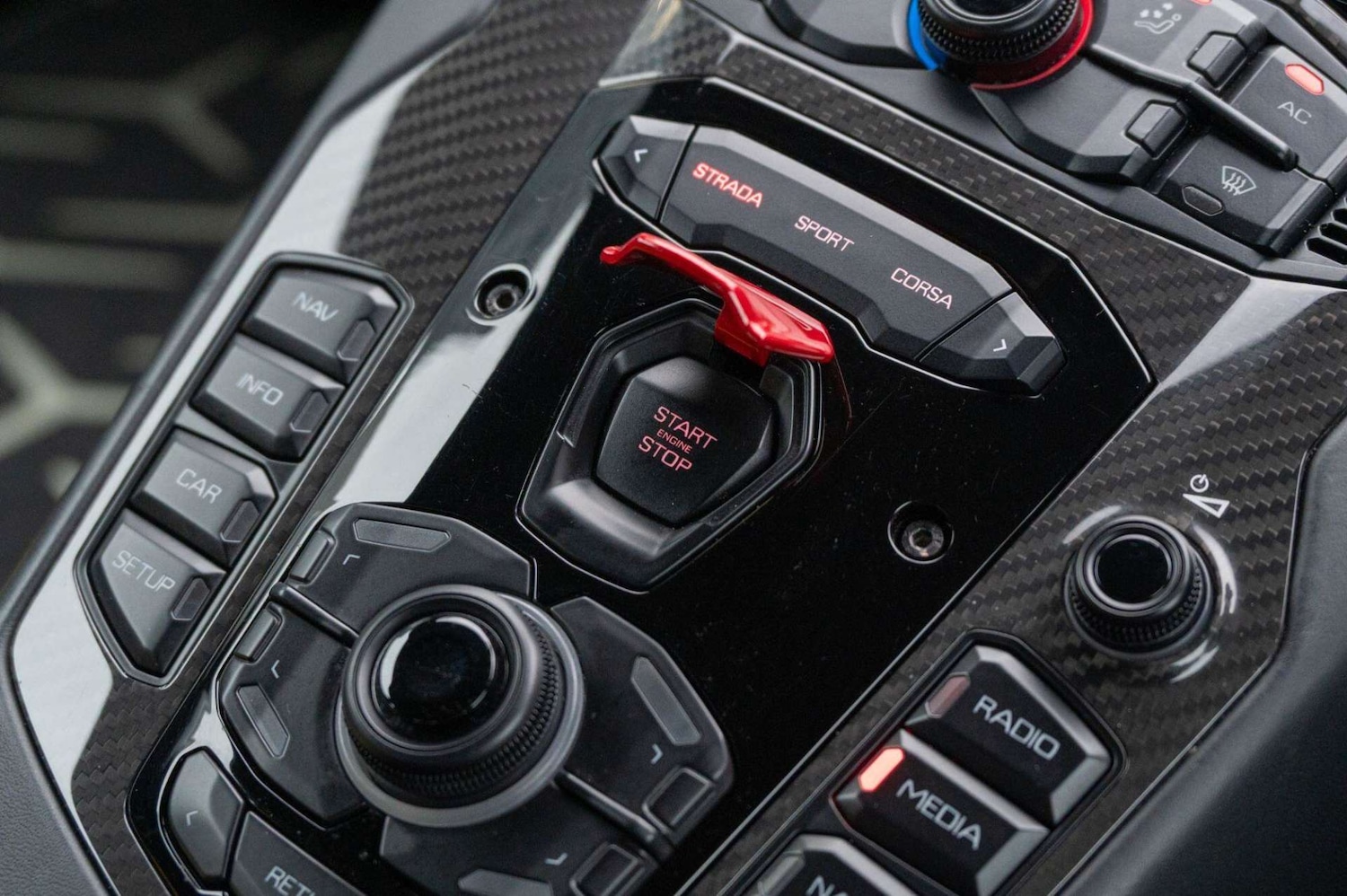 Used Lamborghini Aventador 2016 for sale - 77460259: Photo 44