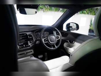 Used Volvo XC90 2022 for sale - 75923951: Photo