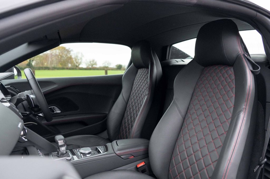 Used Audi R8 2021 for sale - 76751065: Photo 2