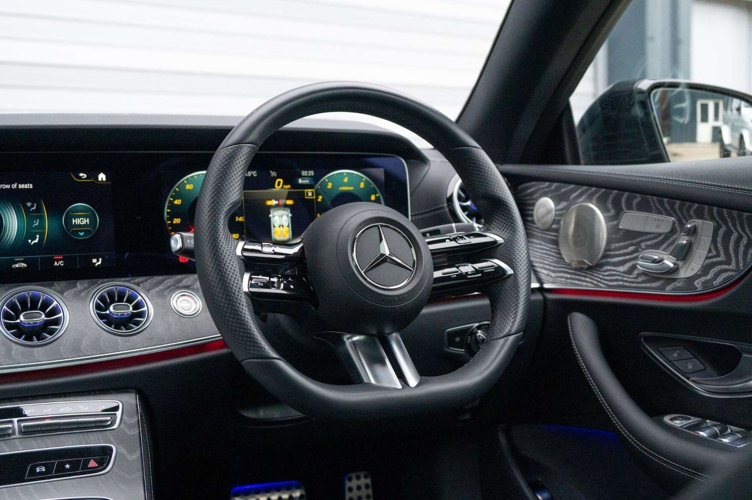 Used Mercedes-Benz E Class 2022 for sale - 77460250: Photo 17