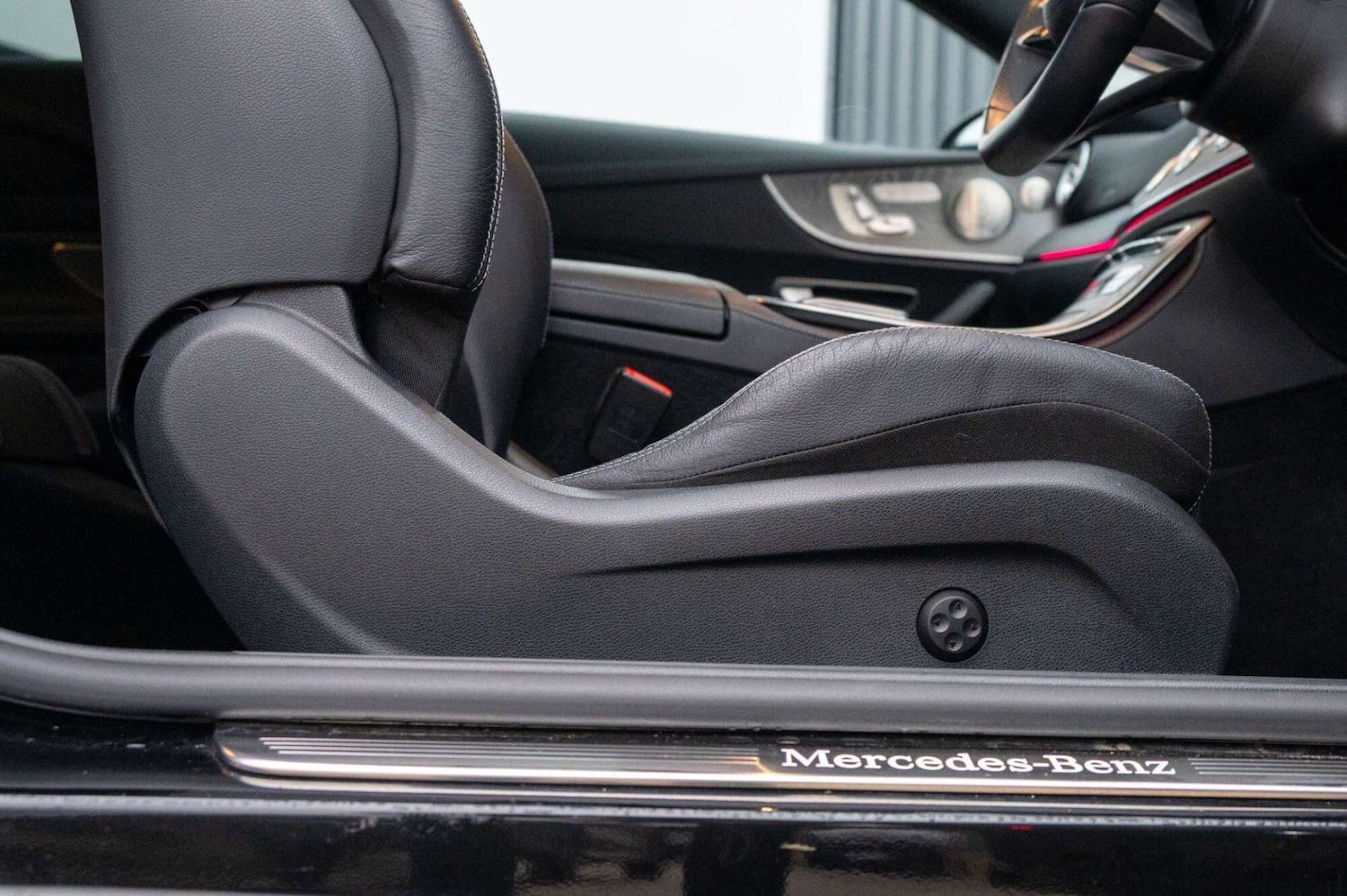 Used Mercedes-Benz E Class 2022 for sale - 77460250: Photo 34