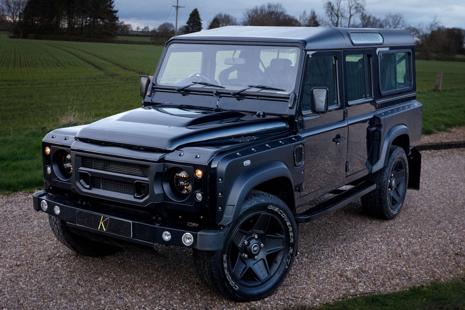 Used Land Rover Defender 110 2015 for sale - 77850588: Photo 34