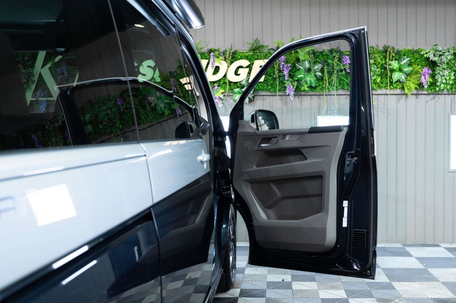 Used Volkswagen California 2023 for sale - 77460267: Photo 31