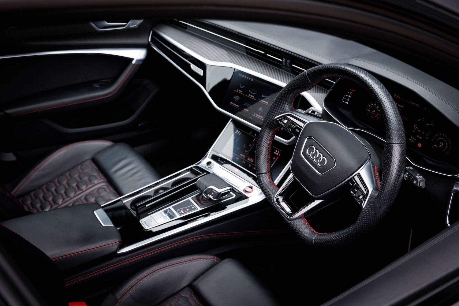 Used Audi RS6 2022 for sale - 77523234: Photo 38