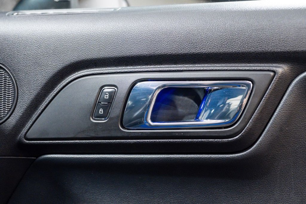 Used Ford Mustang 2017 for sale - 76279381: Photo 46