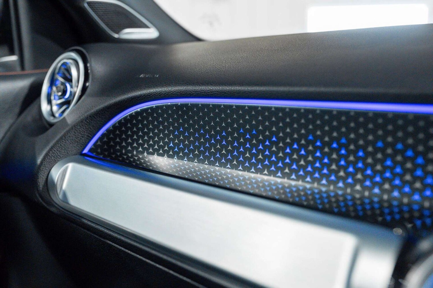 Used Mercedes-Benz GLB 2024 for sale - 77460283: Photo 17