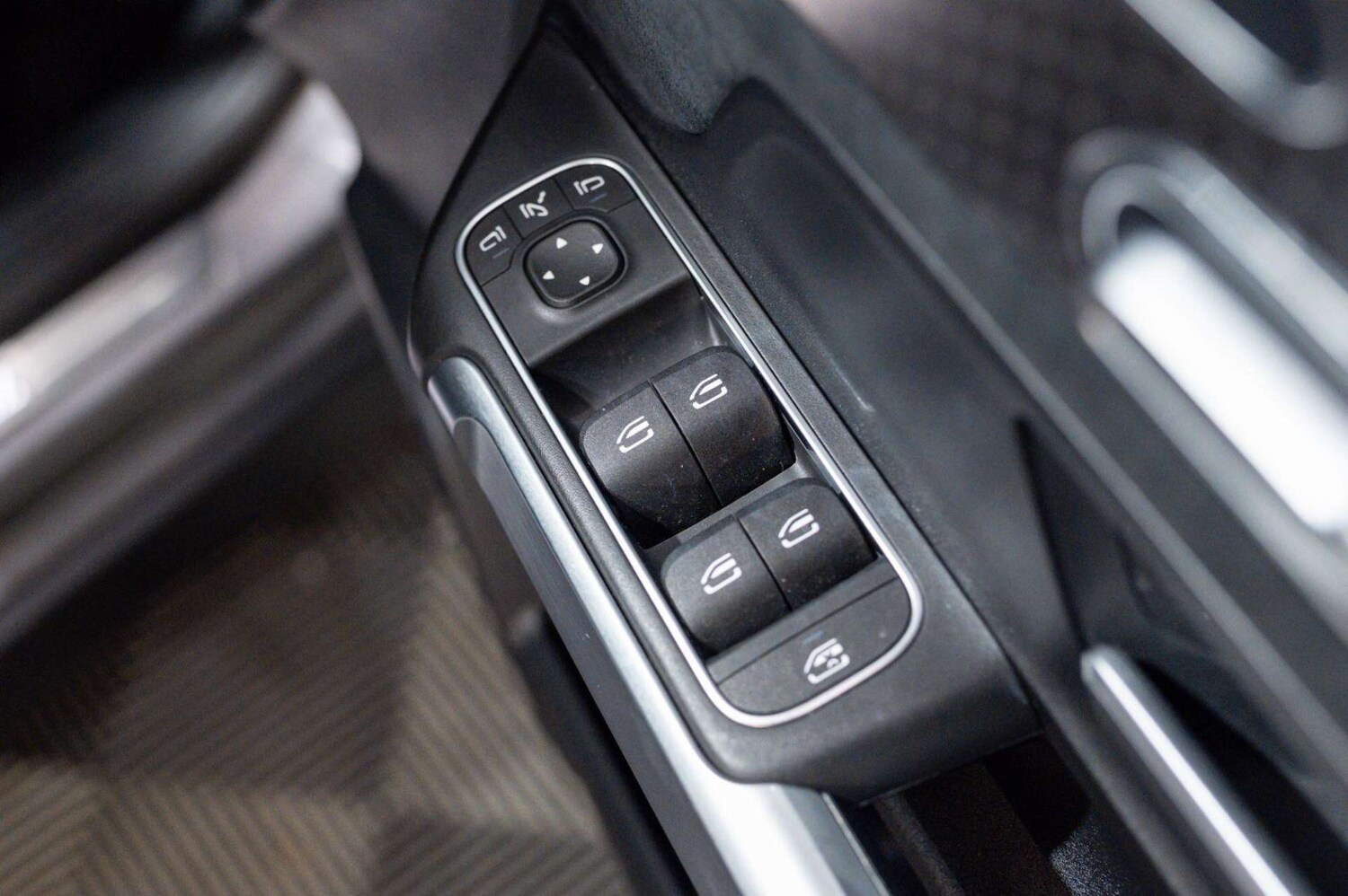 Used Mercedes-Benz GLB 2024 for sale - 77460283: Photo 51