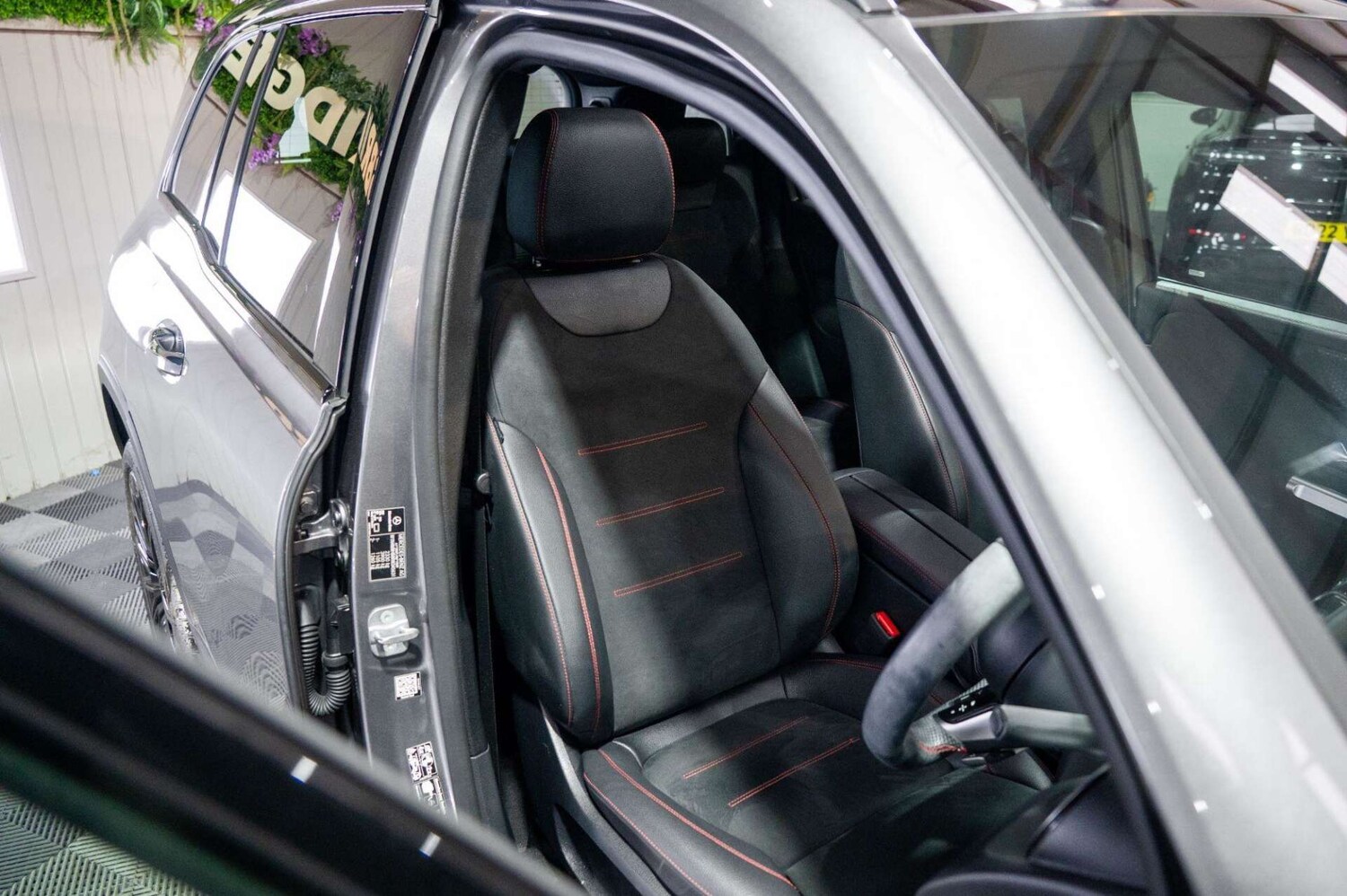 Used Mercedes-Benz GLB 2024 for sale - 77460283: Photo 53