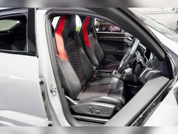 Used Audi RS Q3 2020 for sale - 76203015: Photo 2