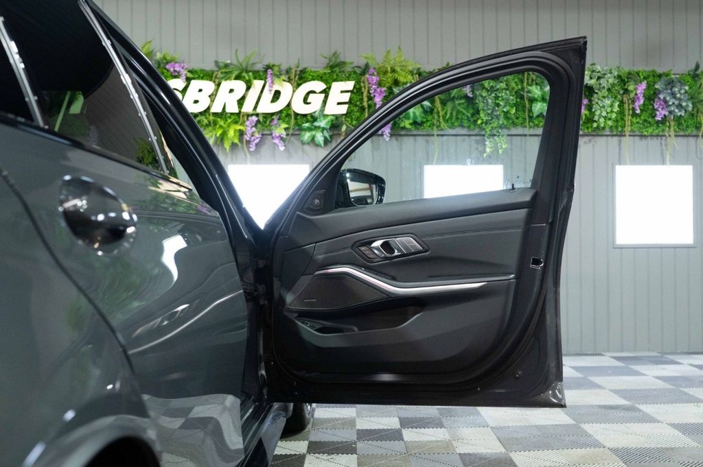 Used BMW M3 2023 for sale - 77171854: Photo 21