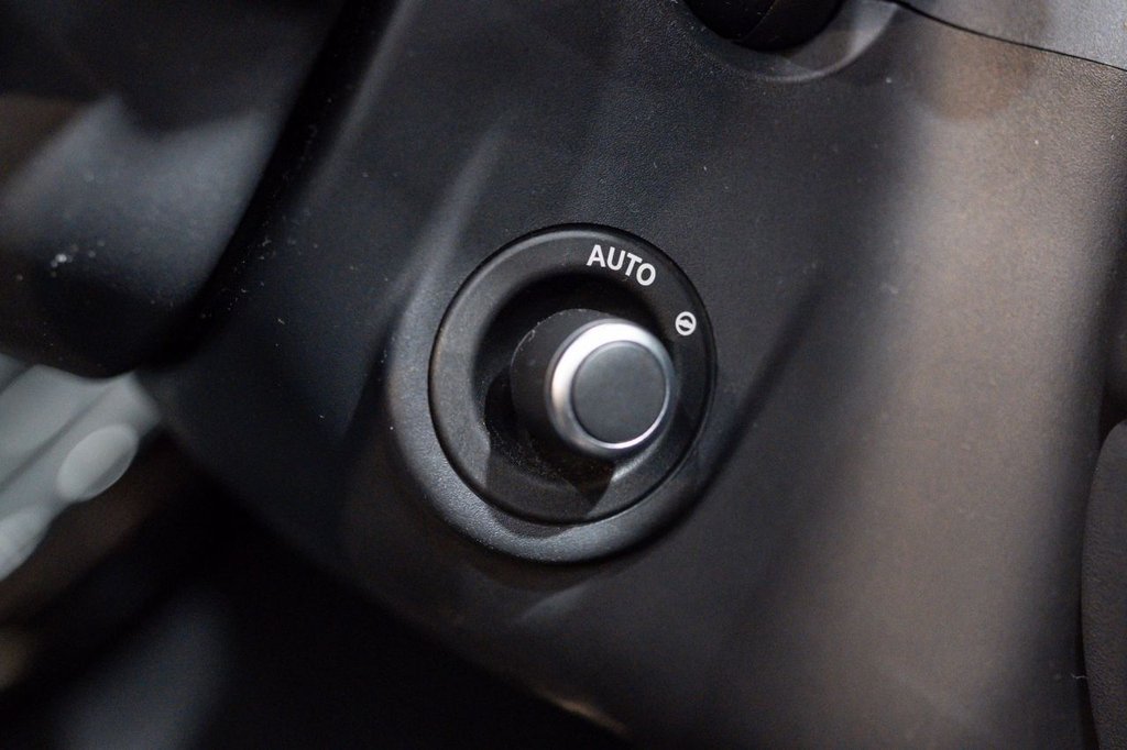 Used Land Rover Range Rover Velar 2024 for sale - 76350644: Photo 44