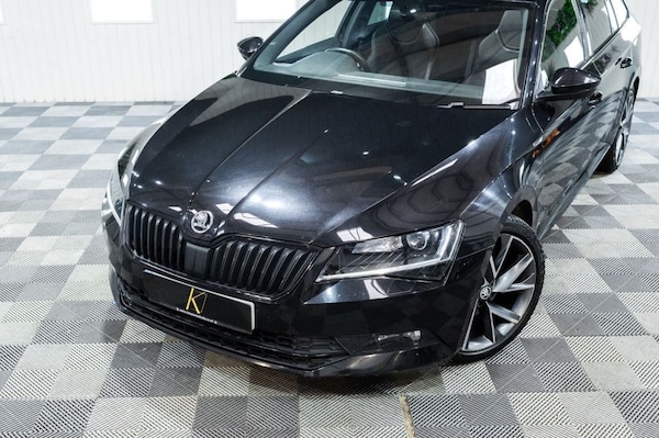 Used Skoda Superb 2017 for sale - 75675652: Photo 14
