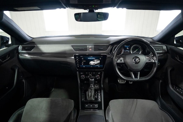 Used Skoda Superb 2017 for sale - 75675652: Photo 25