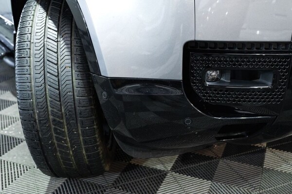 Used Land Rover Defender 2021 for sale - 74023695: Photo 14