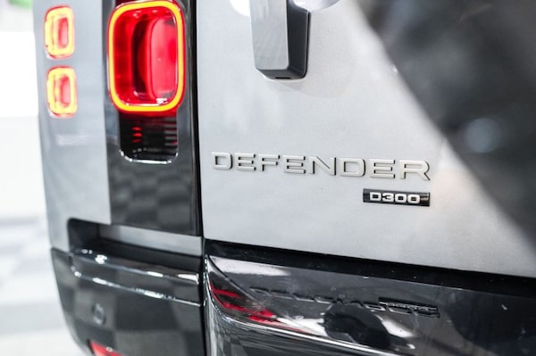 Used Land Rover Defender 2021 for sale - 74023695: Photo 27