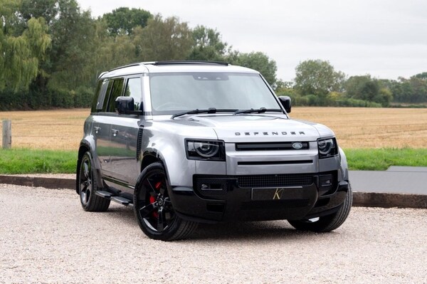 Used Land Rover Defender 2021 for sale - 74023695: Photo 2