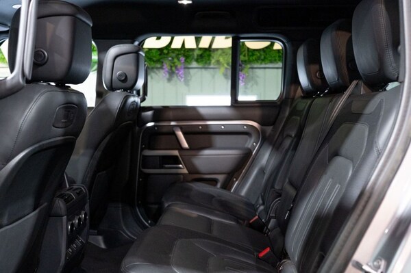 Used Land Rover Defender 2021 for sale - 74023695: Photo 39