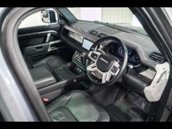 Used Land Rover Defender 2021 for sale - 74023695: Photo