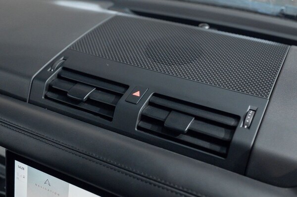 Used Land Rover Defender 2021 for sale - 74023695: Photo 46