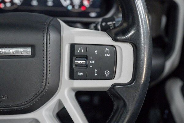 Used Land Rover Defender 2021 for sale - 74023695: Photo 50