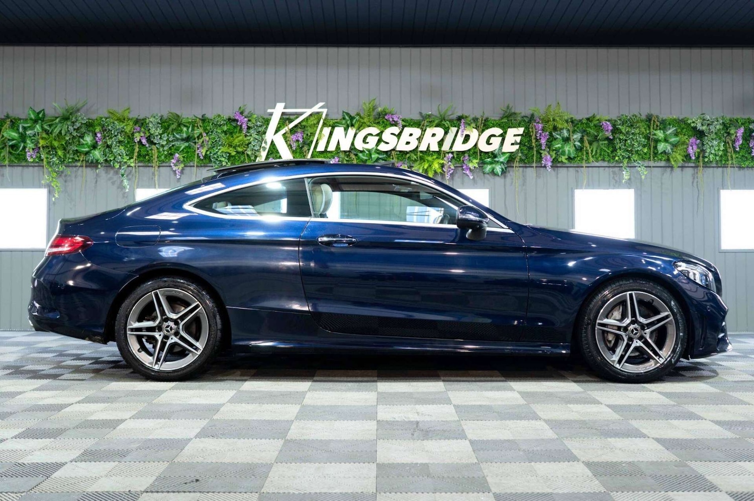 Used Mercedes-Benz C Class 2019 for sale - 77460278: Photo 4