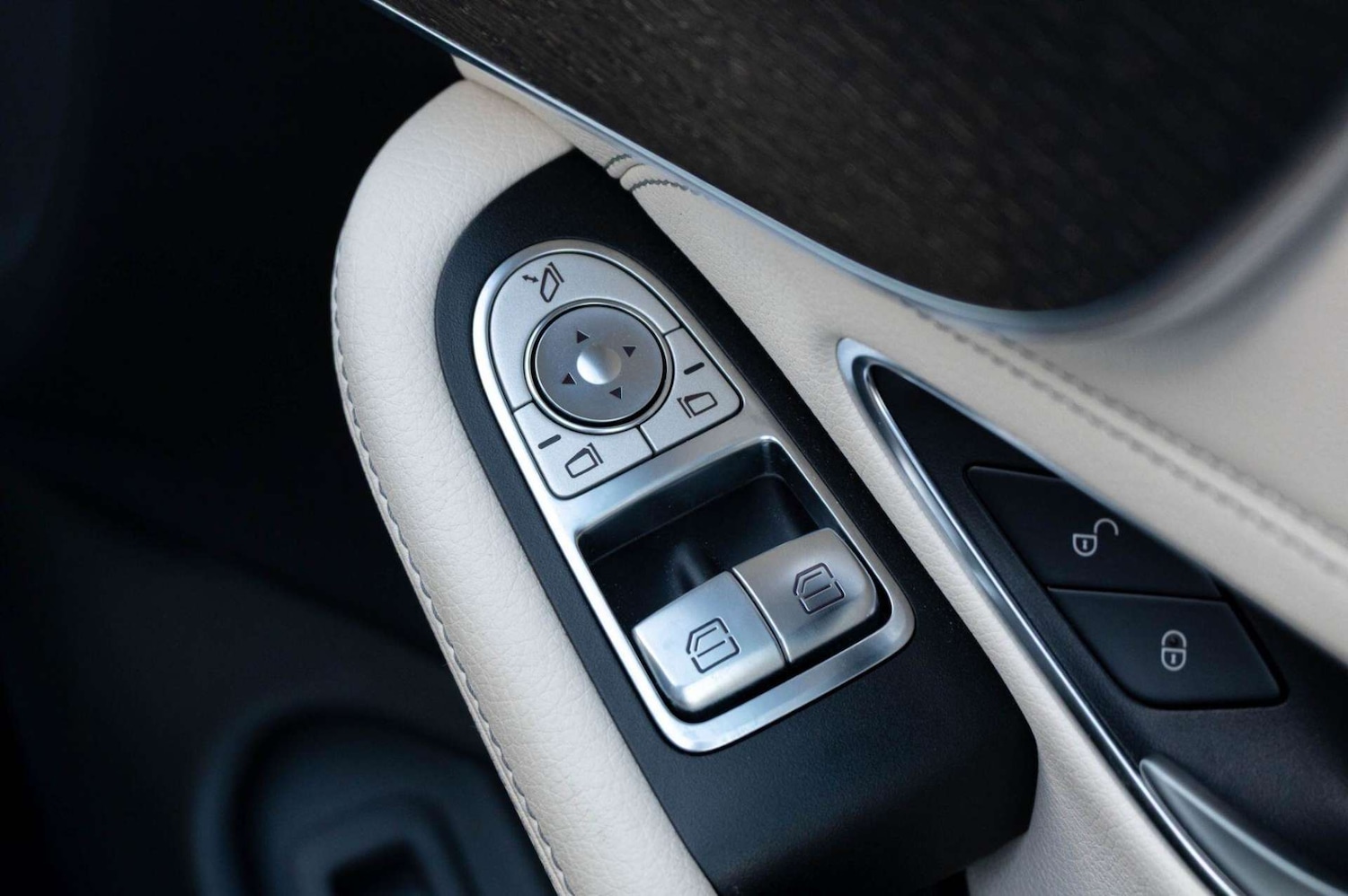 Used Mercedes-Benz C Class 2019 for sale - 77460278: Photo 50