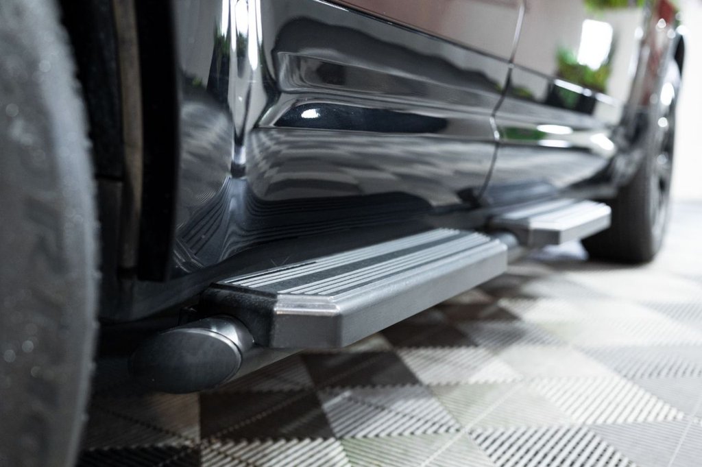 Used Land Rover Defender 2022 for sale - 77451735: Photo 16