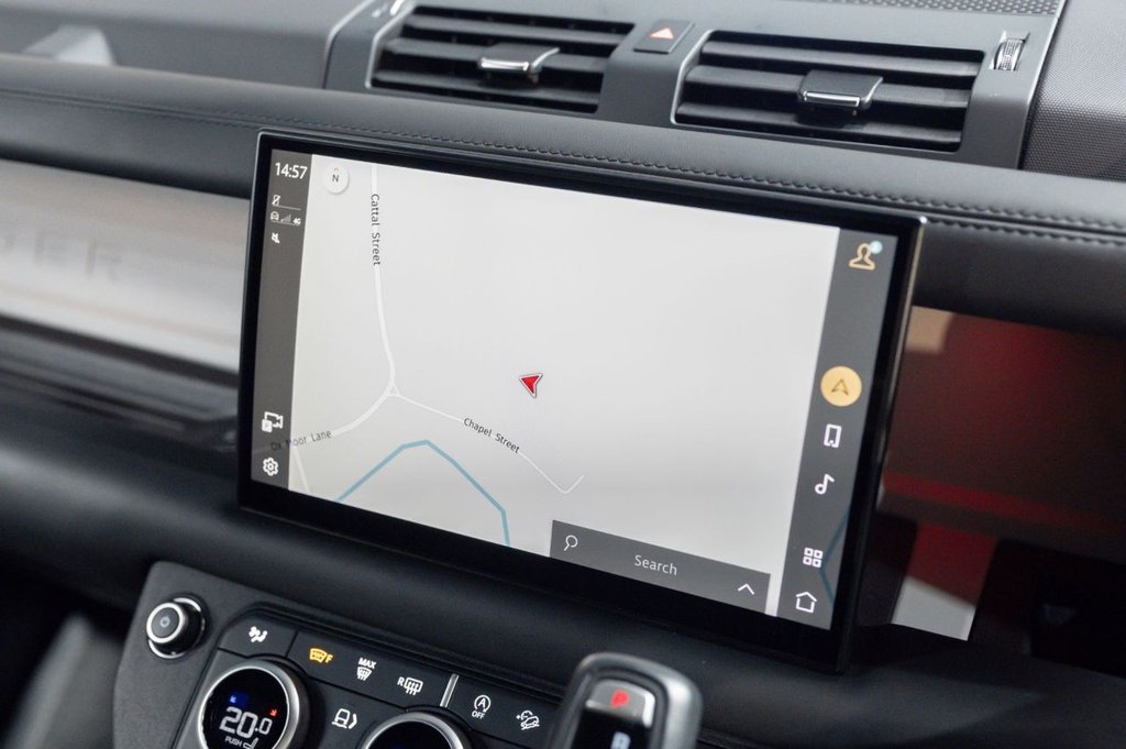 Used Land Rover Defender 2022 for sale - 77451735: Photo 42