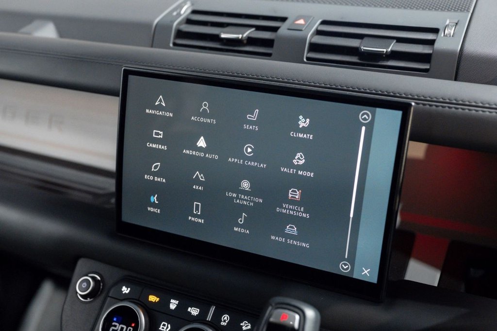 Used Land Rover Defender 2022 for sale - 77451735: Photo 46