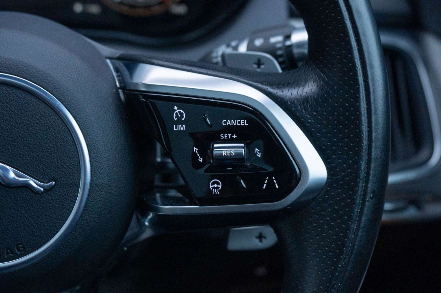 Used Jaguar E-Pace 2020 for sale - 77460294: Photo 36