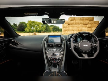 Used Aston Martin DBS 2022 for sale - 79353185: Photo