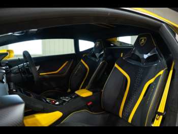 Used Lamborghini Huracan 2023 for sale - 75038120: Photo