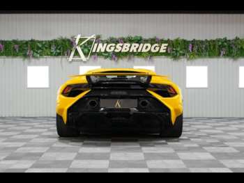 Used Lamborghini Huracan 2023 for sale - 75038120: Photo
